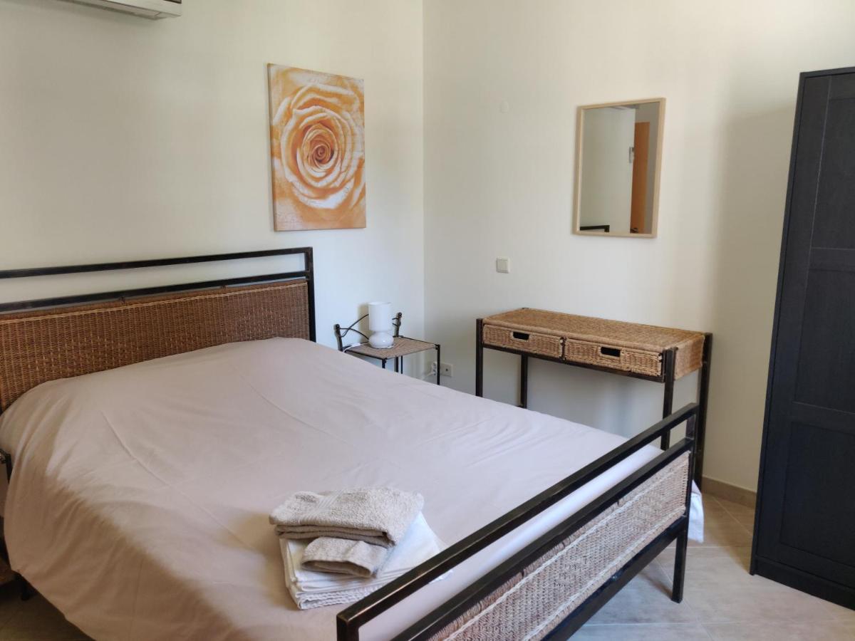 Algarve Albufeira, Quiet Apart With Pool At 10 Mn Walk From Praia Da Falesia 奥霍斯德古阿 外观 照片